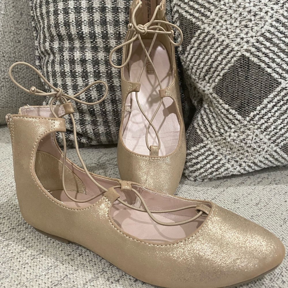 Girls Gold Flats